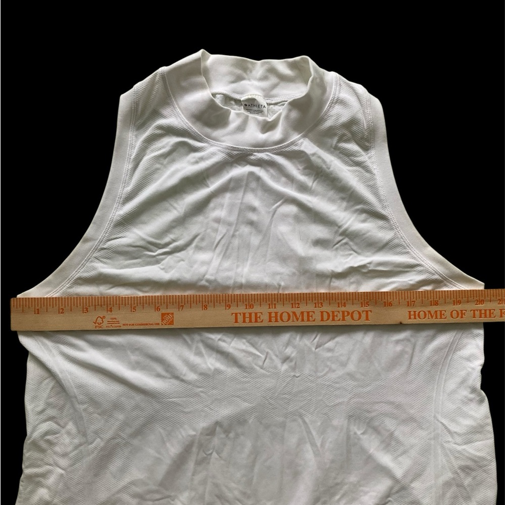 Athleta - XL- Momentum White Seamless Tank Top Racerback Yoga Gym Workout - Picture 13 of 14